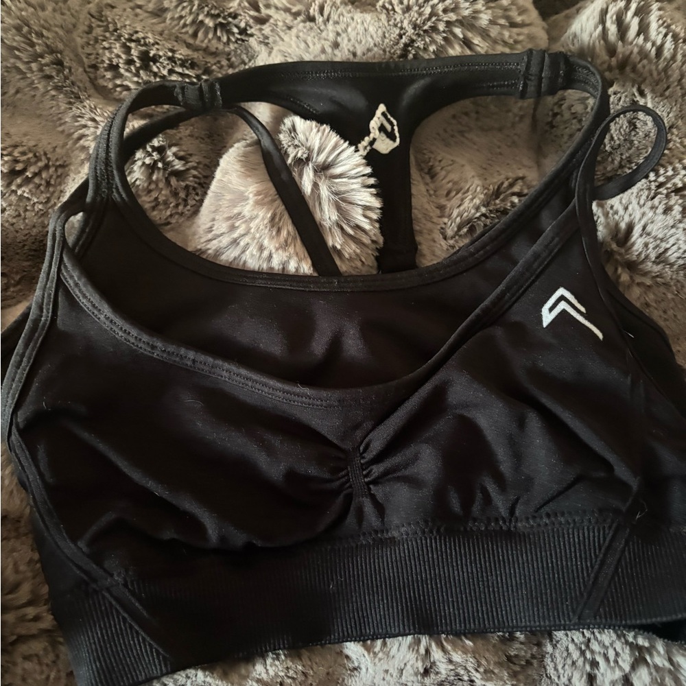 Lot of 3 XS sports bras.  Oner active soft motion and free people. - Picture 6 of 10